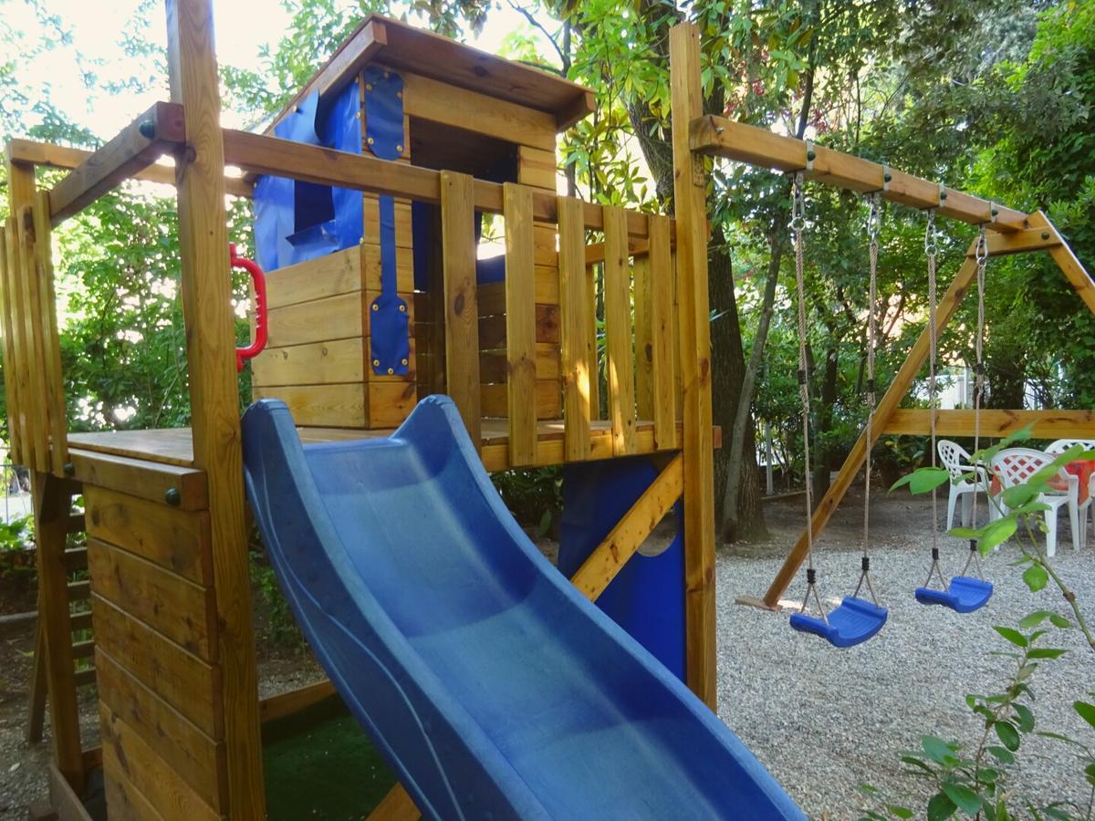 Hotel Annita 3*